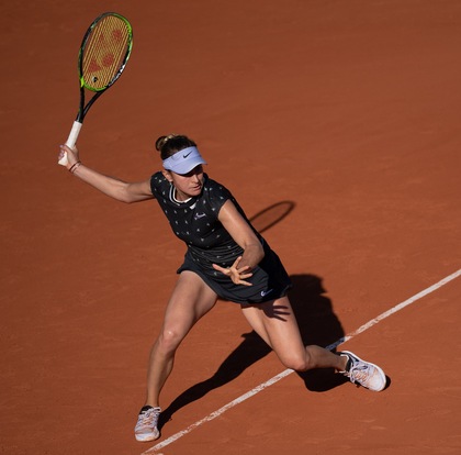 目光移向国 目光移向国