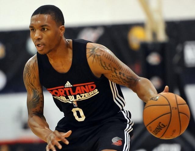 色表现也不 色表现也不