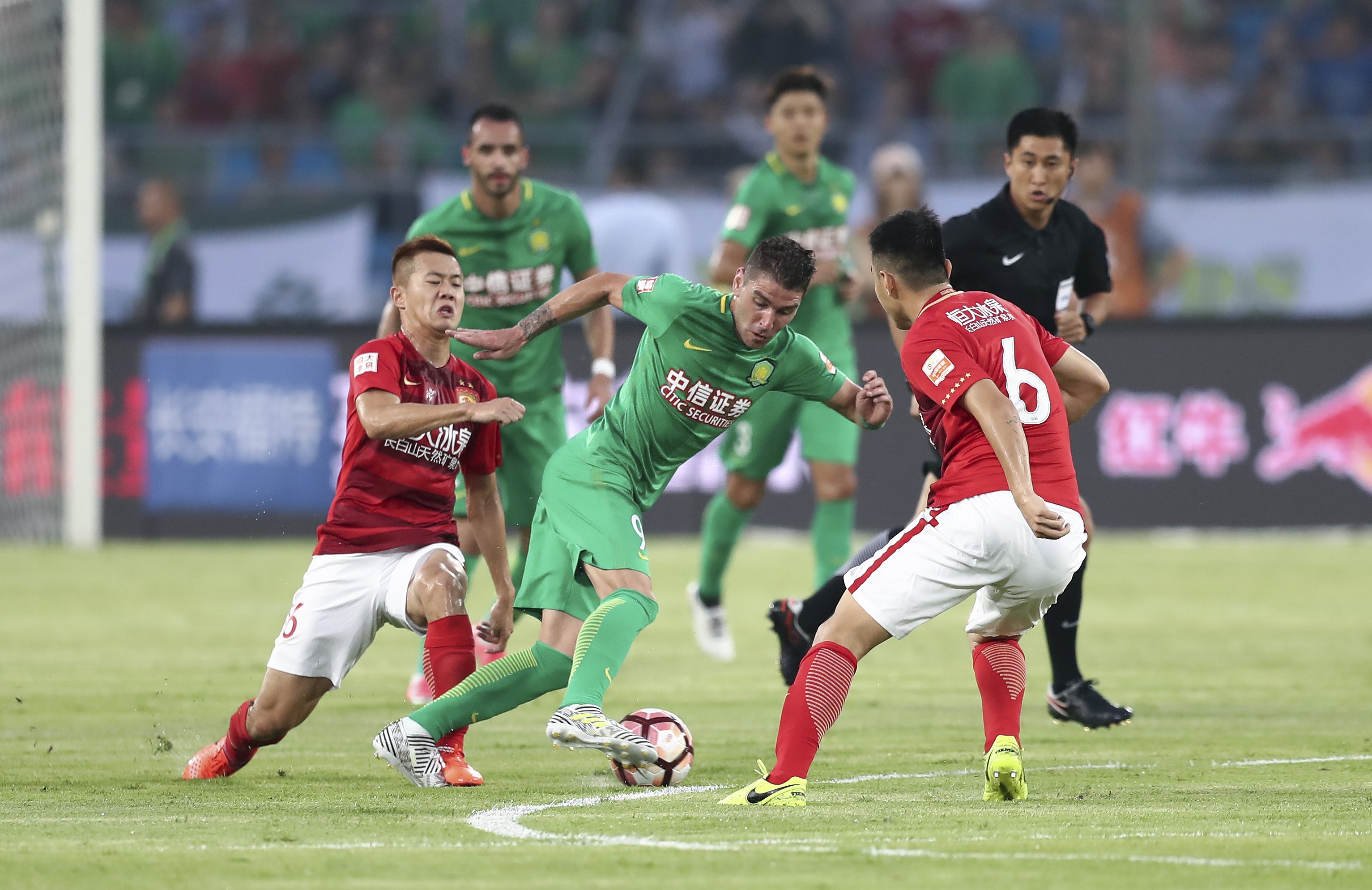 使对手回球 使对手回球